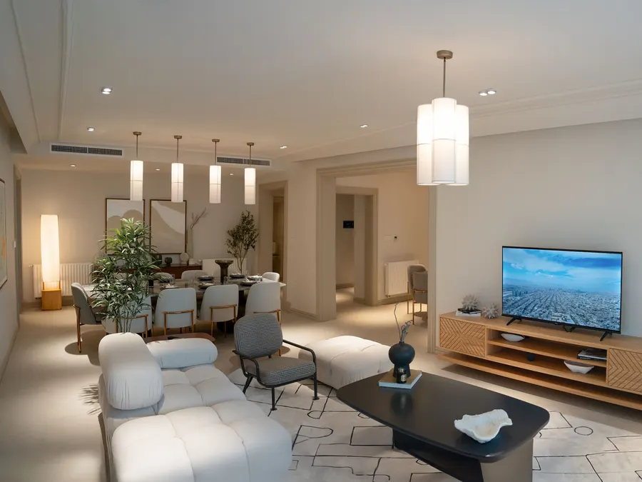 Salón de vivienda tras una reforma integral en Punta Prima